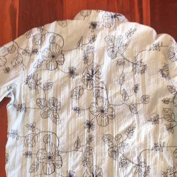 HARMONY & VINE BLUE BUTTON DOWN - Picture 7 of 8